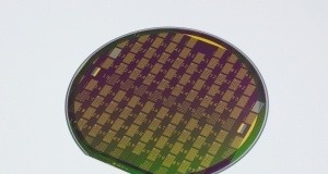 삼성전자, ‘그래핀’을 활용 새로운 트랜지스터 구조 개발 삼성전자 신개발 반도체사진