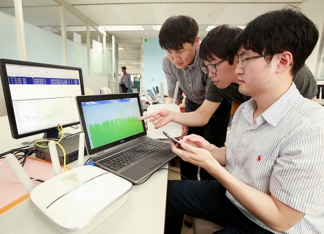 SKT, 2 채널 기가 와이파이 기술 개발