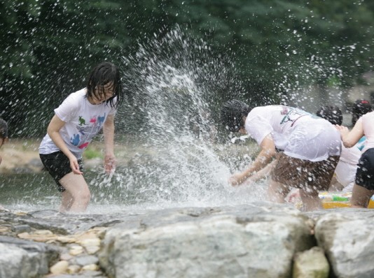 떠나자! 서울 도심 관악산계곡 물놀이장으로