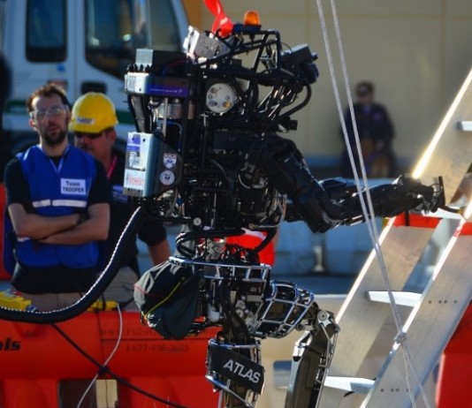 로봇과 타 산업 융합 2.6조원 투입