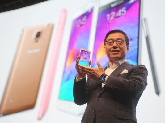 갤럭시 노트4 공개…삼성 구원투수 될까?