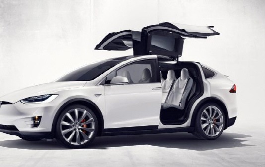 테슬라, ‘모델 X’ 좌석때문에 2700대 스스로 리콜 결정