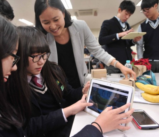 구글닷오알지, 120개 중학교에 ‘AR/VR’과 ‘인공지능’ 체험 프로그램 진행