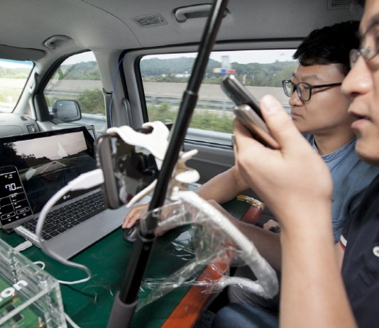 SK텔레콤-LG전자, LTE기반 V2X 공동 개발