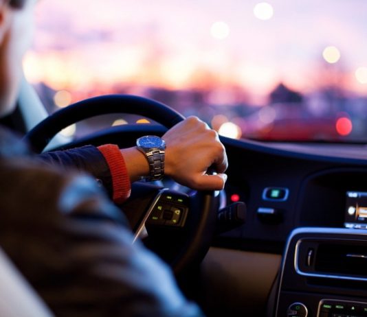 일본 커넥티드카 시장규모 2025년 2조엔 규모 성장