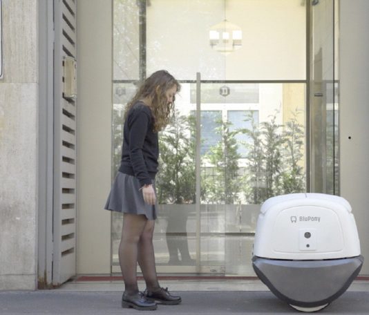 자율주행 배달로봇 ‘야페(YAPE)’…’얼굴 인식해야’