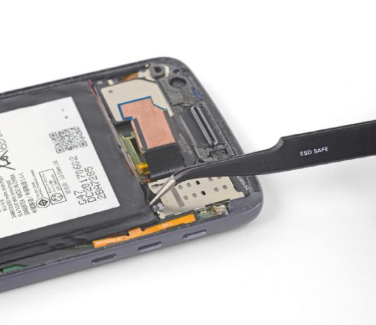 모토로라-아이픽스잇, 스마트폰 ‘자가 수리 키트’ 출시