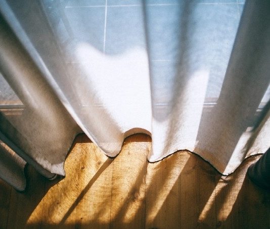 유리 통과한 햇빛 ‘비타민 D’ 생성 안돼