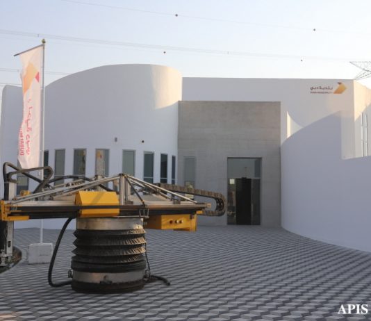 3D 프린터로 만든 세계 최대 194평 2층 집