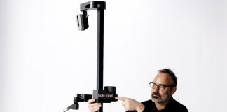 헬로 로봇, 원격 홈 로봇 공개…”청소서 반려견 밥까지”