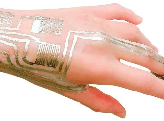 실온서 피부에 전자회로 인쇄 생체데이터 모니터링