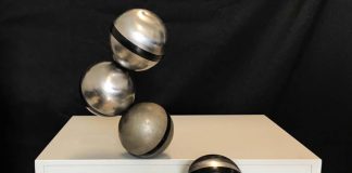 애니 ‘빅히어로’처럼 스스로 군집하는 금속 공 로봇