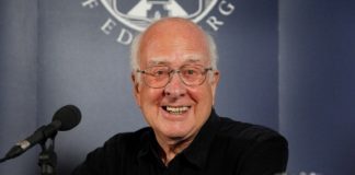 힉스 입자 주창자 피터 힉스 별세